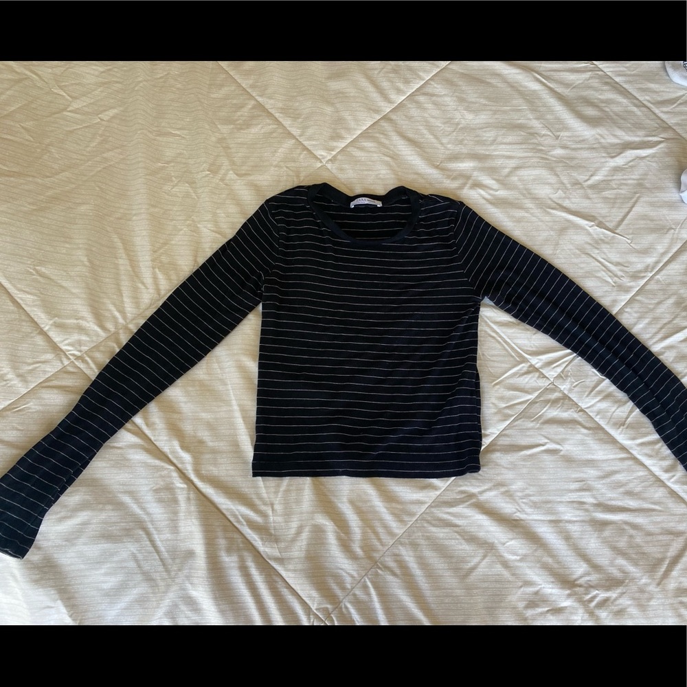 Very flattering Zara blue and white striped stretch crop